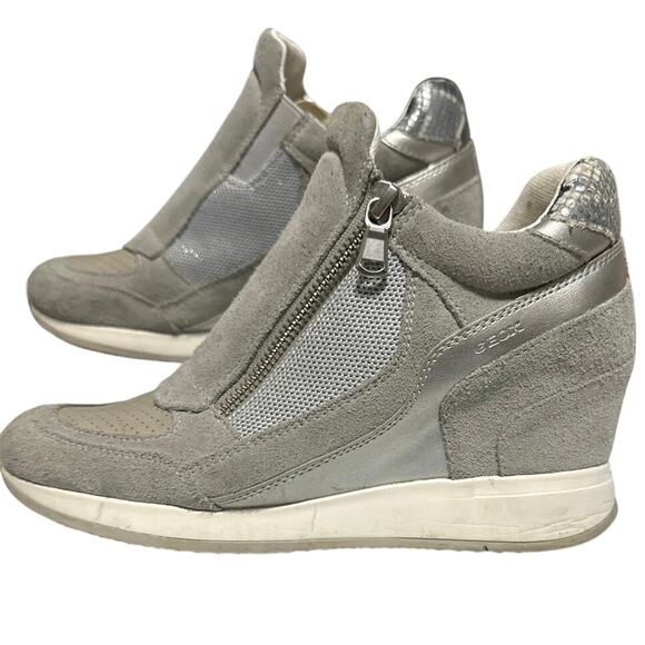 Geox Nydame wedge sneaker light grey & silver Italian suede & leather size 38=7 - Picture 2 of 12